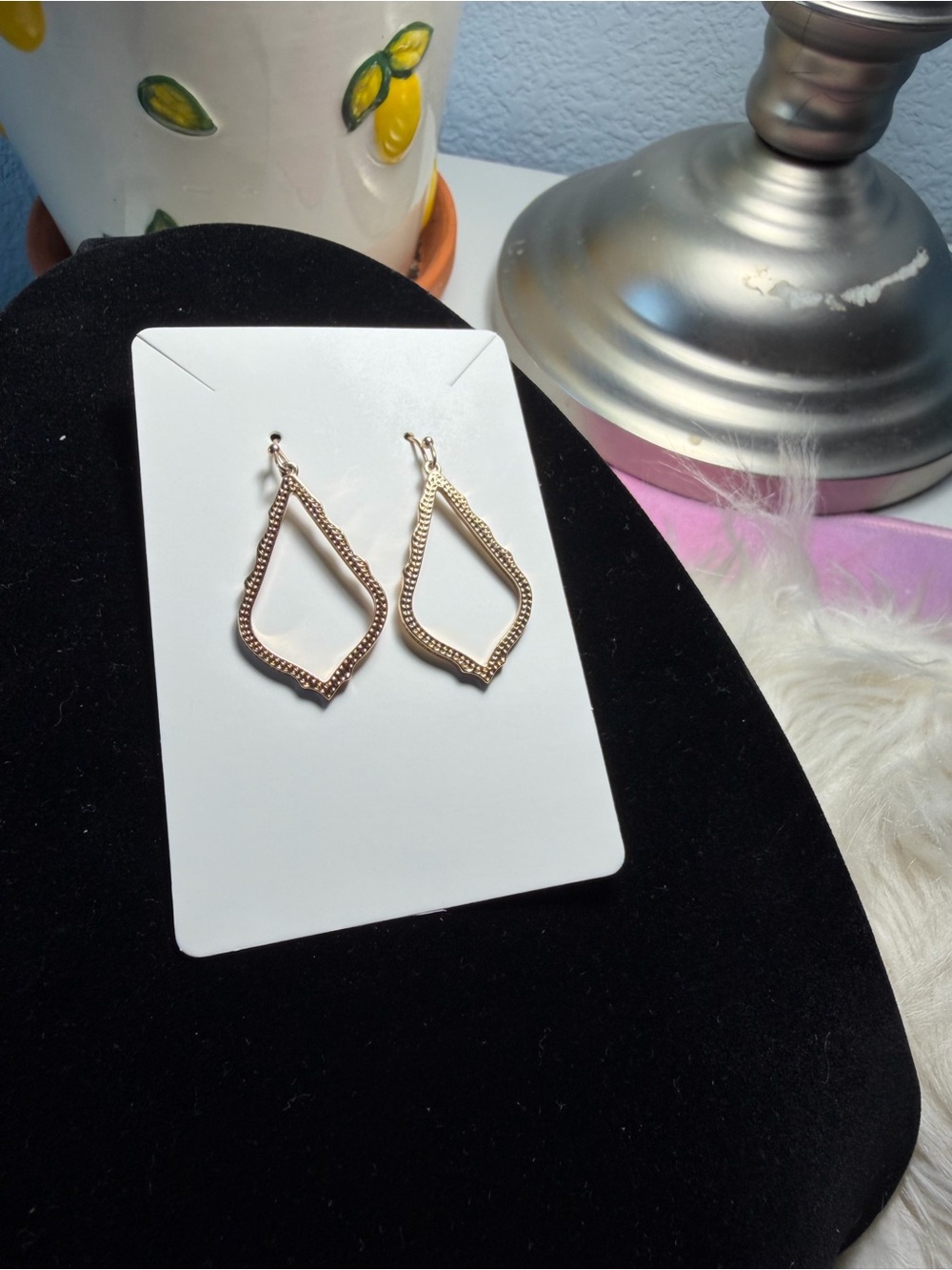 Kendra Scott Sophia Drop Earrings Rose Gold Filigree Border